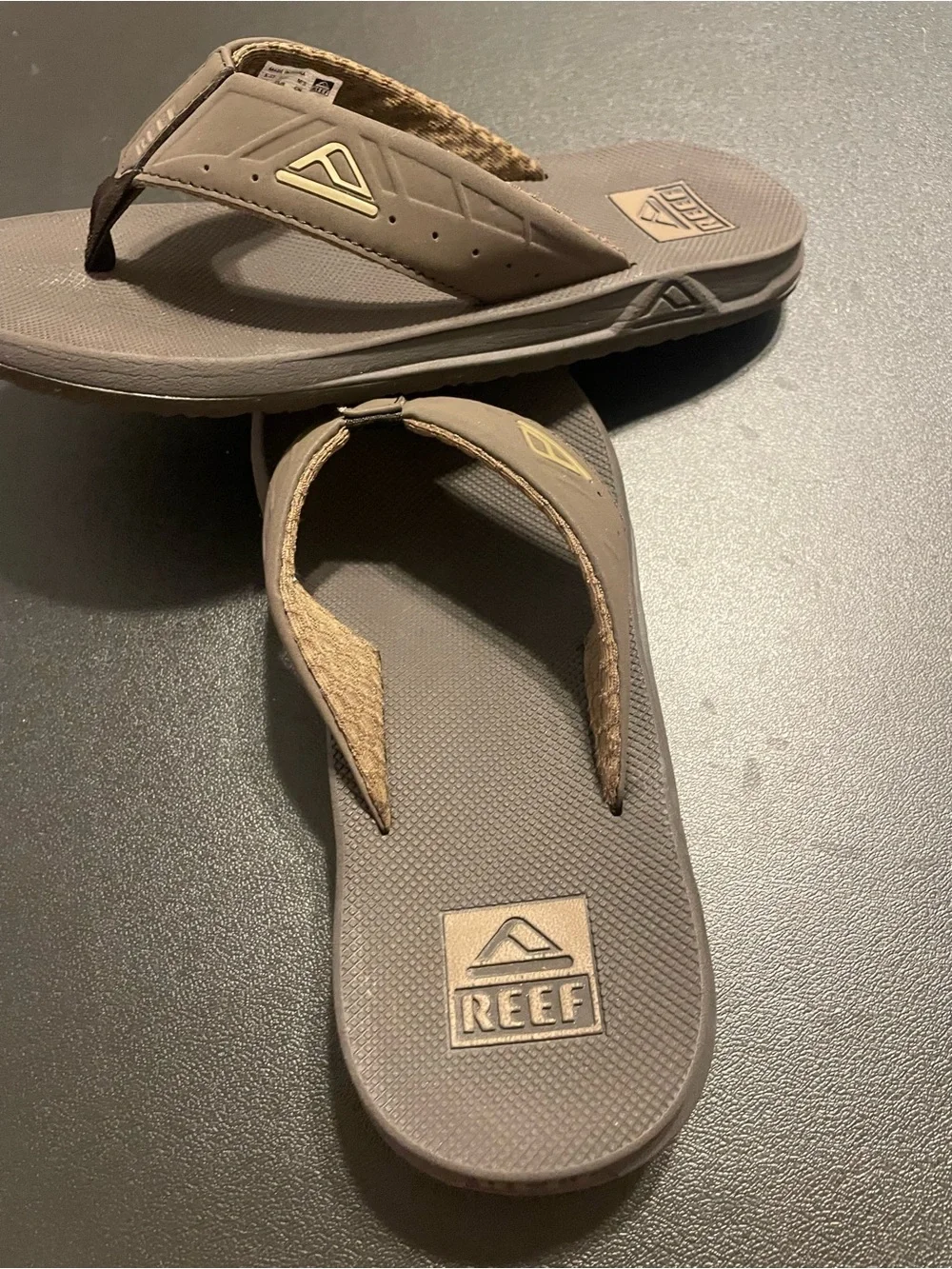 Reef Men’s Brown Flip Flop Sandals - Comfortable Casual Beach Wear Size 8
